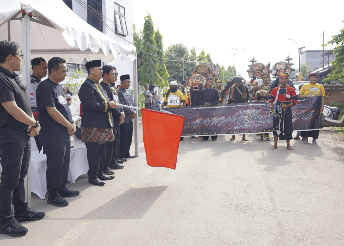 Pawai Kirab Budaya 2024: Pejabat Melebur Bersama Masyarakat