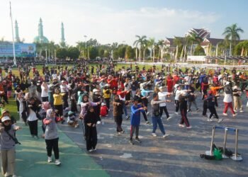 Bartabur Hadiah Hingga Sepeda motor, Jalan Sehat HUT Kutim Meriah
