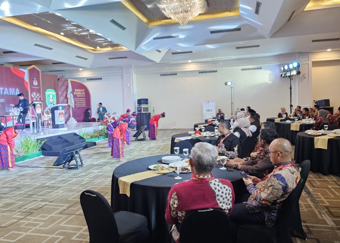 Disiarkan TVRI, Debat Perdana Pilkada Kutim Berjalan Lancar