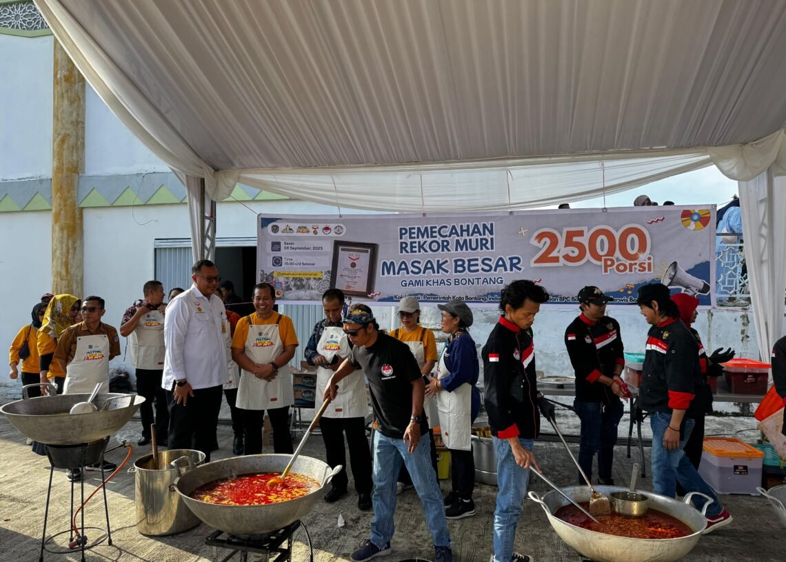 Festival UMKM Berbenah 2025 Pecahkan Rekor MURI Sajian Gami Terbanyak