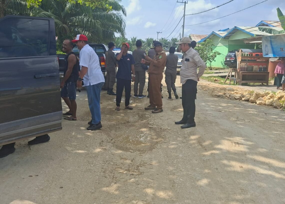 Akses Rusak ke Pantai Marang Disorot, Mahyunadi Janji Perbaikan Masuk Program Prioritas