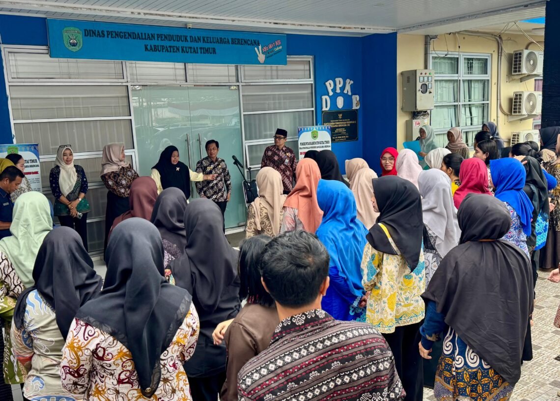 Sembilan Nilai yang Jadi Cermin ASN: Sudirman Latif Ingatkan DPPKB Kutim Soal Etika dan Tanggung Jawab