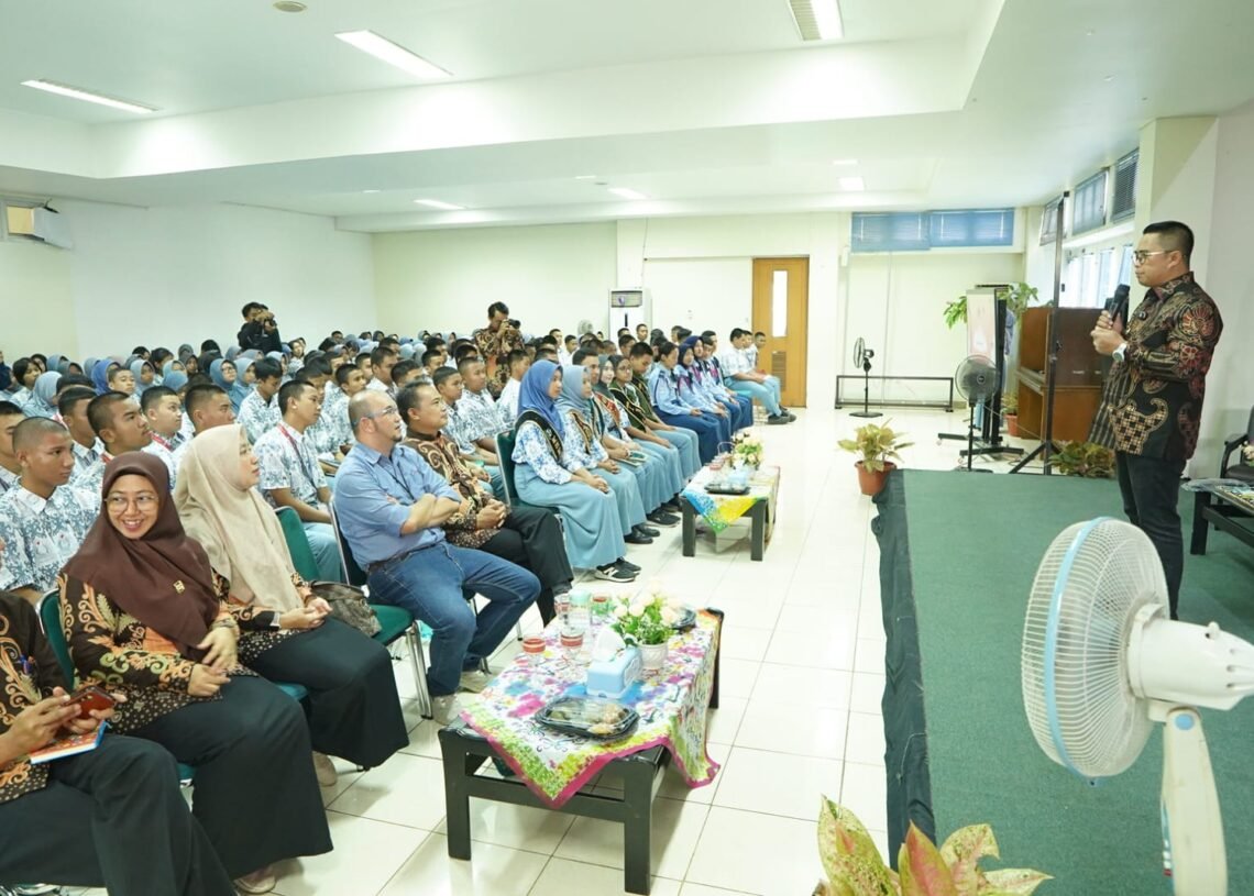 Wabup Kutim Ajak Siswa SMA Prima YPPSB Jauhi Narkoba dan Siapkan Diri Jadi Pemimpin