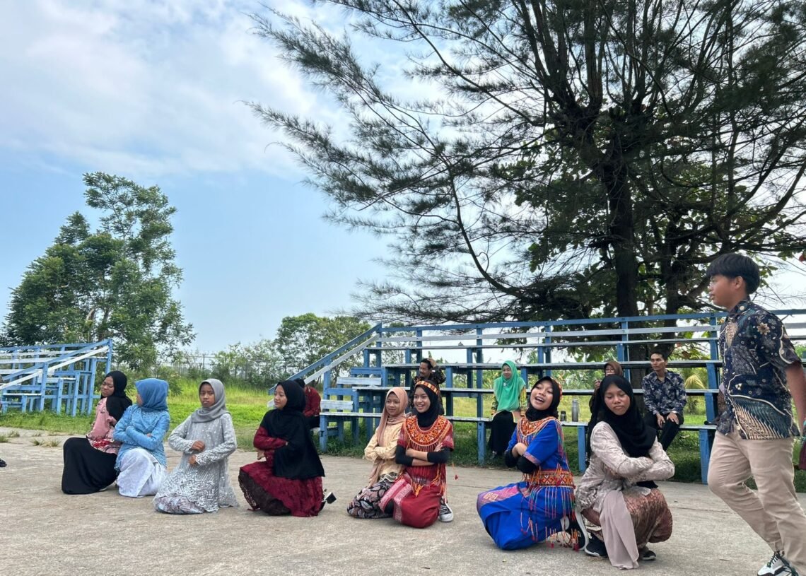 SDN 011 Bontang Selatan Rayakan Kartini Lewat Panggung Kreativitas Siswa